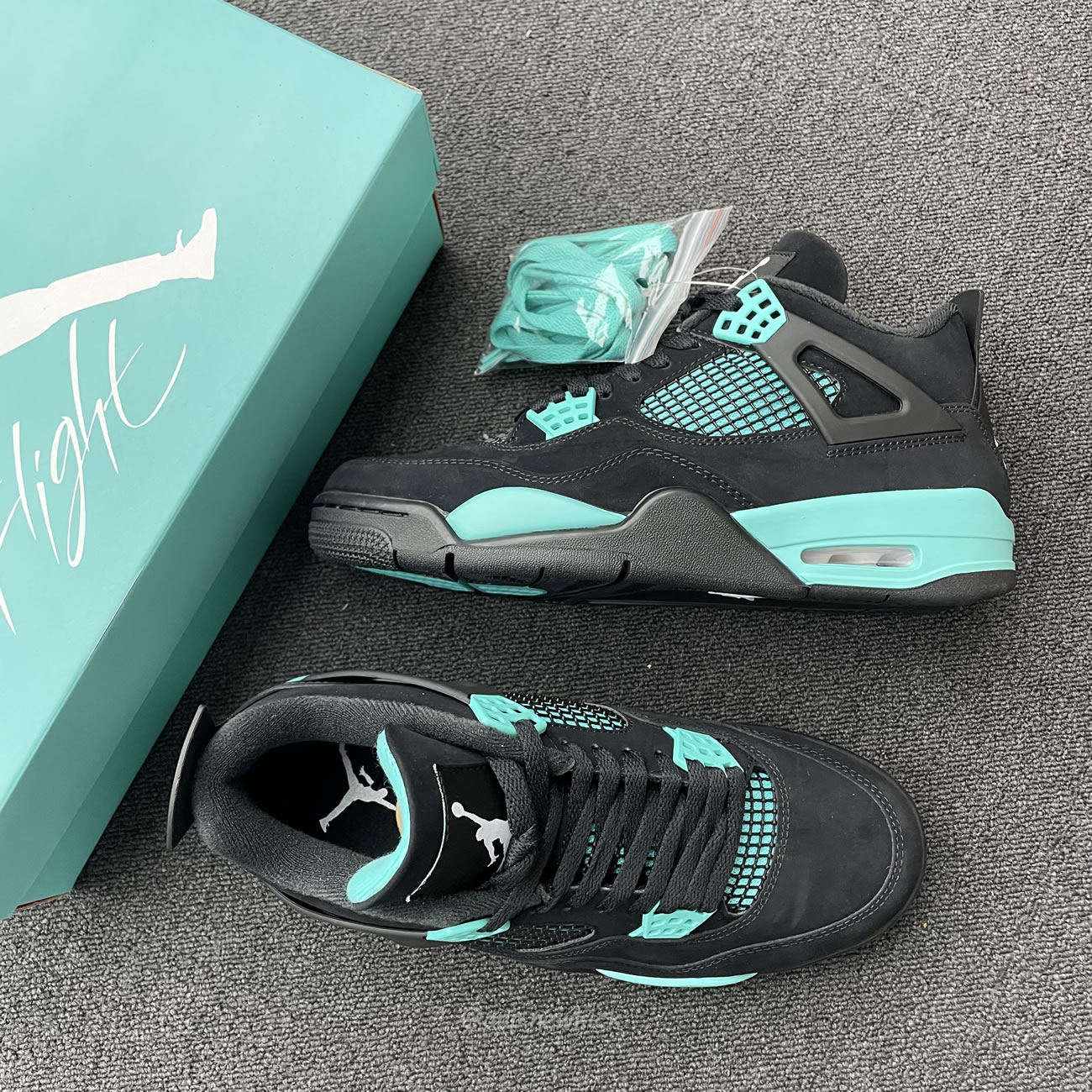 Air Jordan 4 Retro Tiffany Black Green (5) - www.newkick.vip